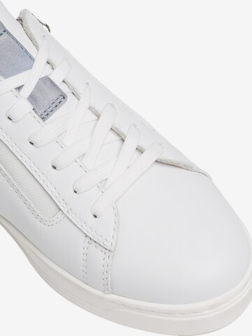 Tamaris Pure Relax Sneaker in Weiß