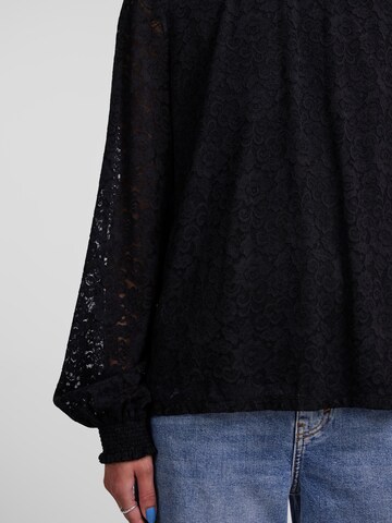 PIECES Bluse 'FAUNA' i sort