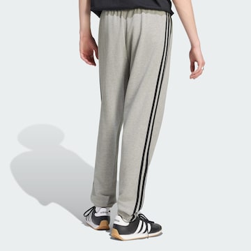ADIDAS SPORTSWEAR Tapered Sportbroek 'Essentials' in Grijs