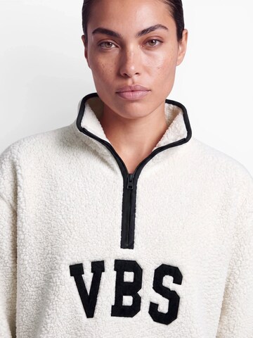 V!BE STUD!OS Sweater in White