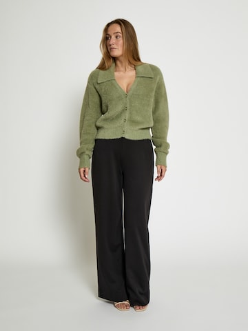 Cardigan 'Harriet' DESIRES en vert