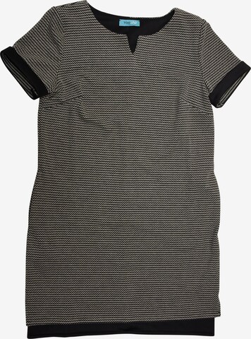 TOOche Dress in Grey: front