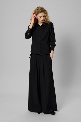 My Essential Wardrobe Blouse 'Hace' in Zwart