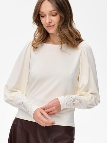 Blue Shadow Bluse‌‌‌‌‌‌‌‌‌‌ in Beige