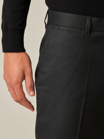 Next Slimfit Kalhoty s puky – černá