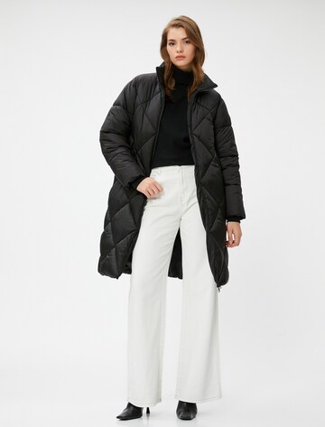 Koton Wintermantel in Zwart
