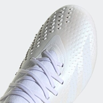 ADIDAS PERFORMANCE Soccer shoe 'Predator Accuracy.2' in White