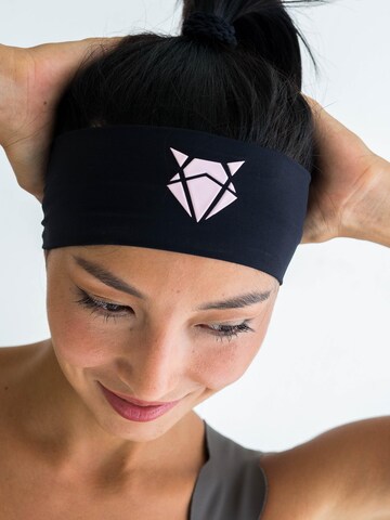 INCYLENCE Athletic Headband in Black