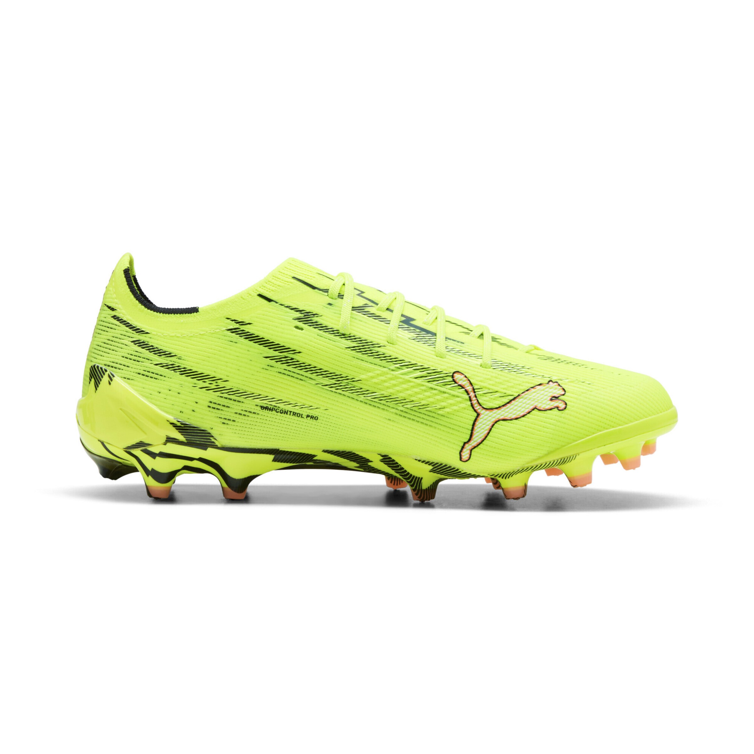 Chaussure de foot 'Ultra 6 Ultimate' PUMA en jaune