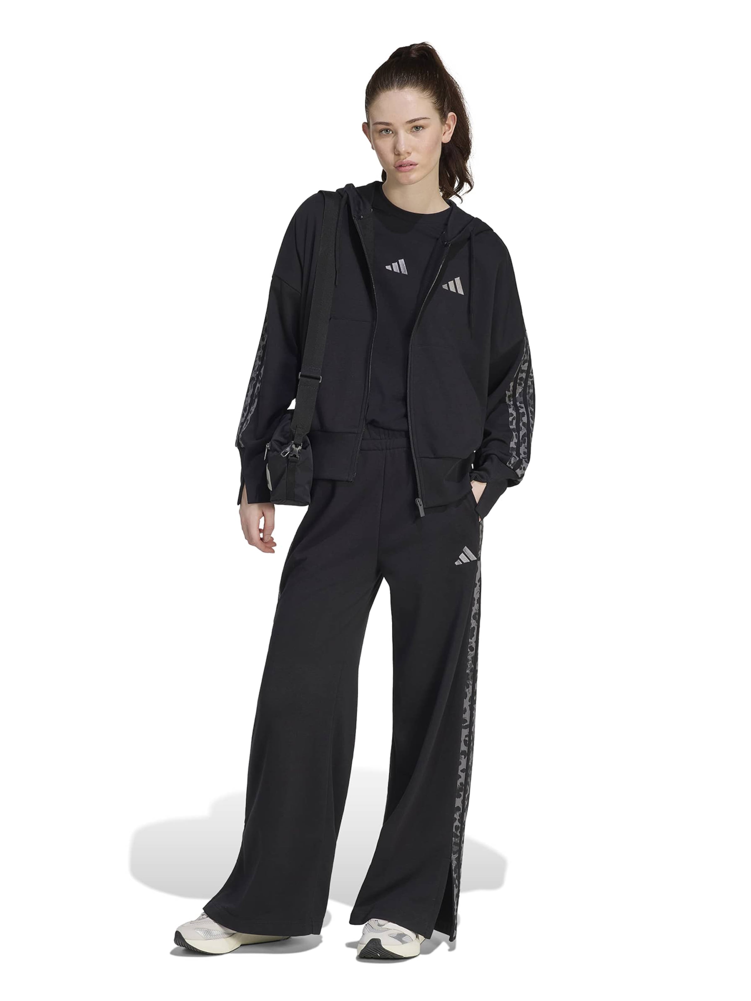 ADIDAS SPORTSWEAR Sport szabadidős dzsekik - fekete