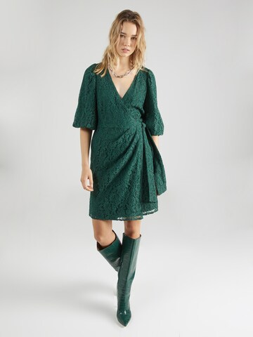 Robe 'Dovie' mbym en vert