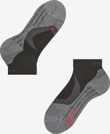 FALKE Sportsocken in Schwarz