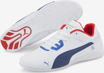 Baskets basses PUMA en blanc