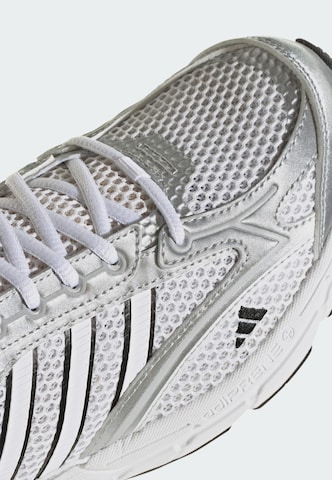 ADIDAS SPORTSWEAR - Sapatilhas baixas 'Spiritain 2000' em branco