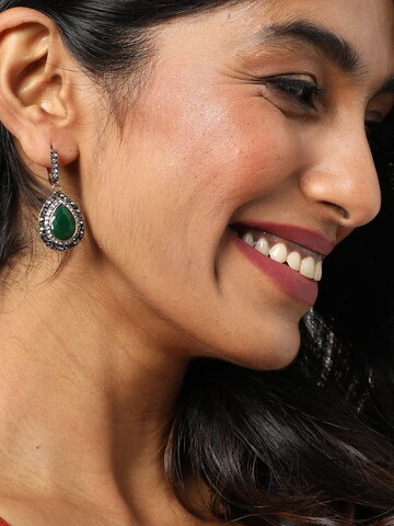 Boucles d'oreilles 'Manvi' SOHI en vert : devant