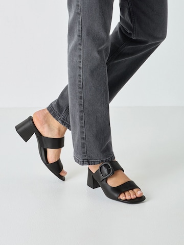 Tamaris Muiltjes in Zwart