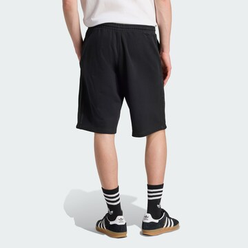 ADIDAS ORIGINALS Loosefit Broek 'Adilenium Season 4 Teamgeist' in Zwart