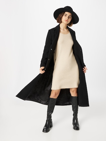 Samsøe Samsøe Between-Seasons Coat 'ASTRID' in Black