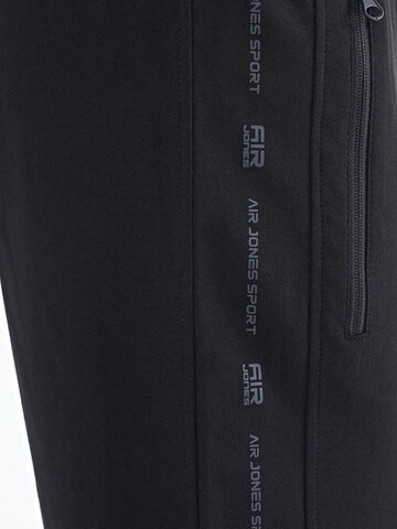 Tommy Life Loose fit Trousers in Black