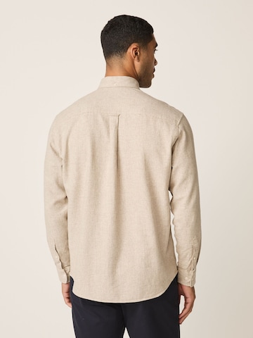 Coupe regular Chemise Next en beige