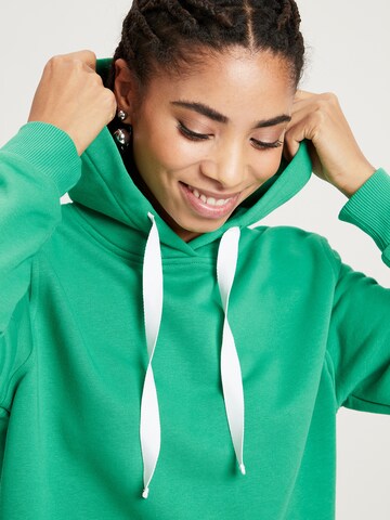 Cross Jeans Sweatshirt in Green