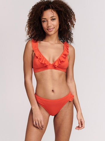 Shiwi Triangle Bikini 'BOBBY' in Red: front