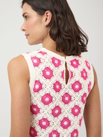 Top di YAS in bianco