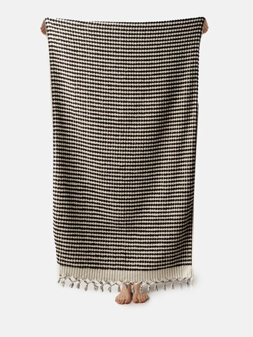 MARSIKOH Beach Towel 'PomPom' in Black