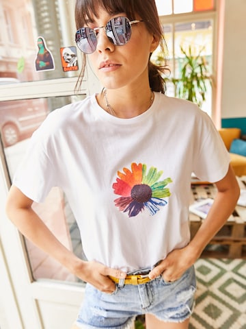 olalook T-Shirt in Weiß: Vorderseite