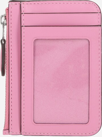 COACH Case in Pink