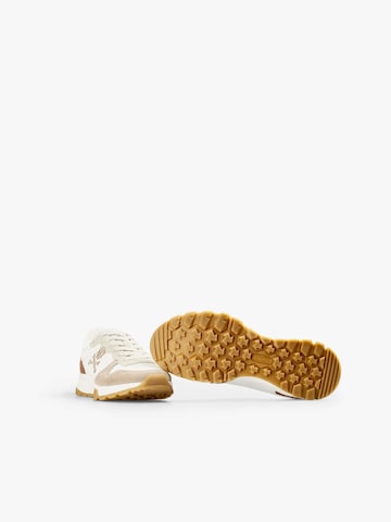 Baskets basses ' ' Scalpers en blanc