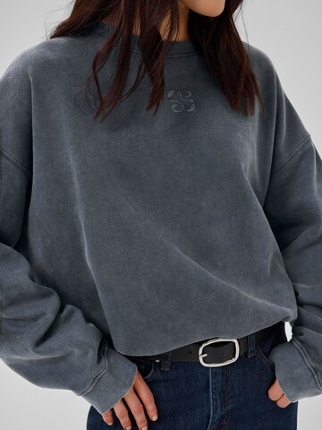 My Essential Wardrobe Sweatshirt 'Diego' i grå