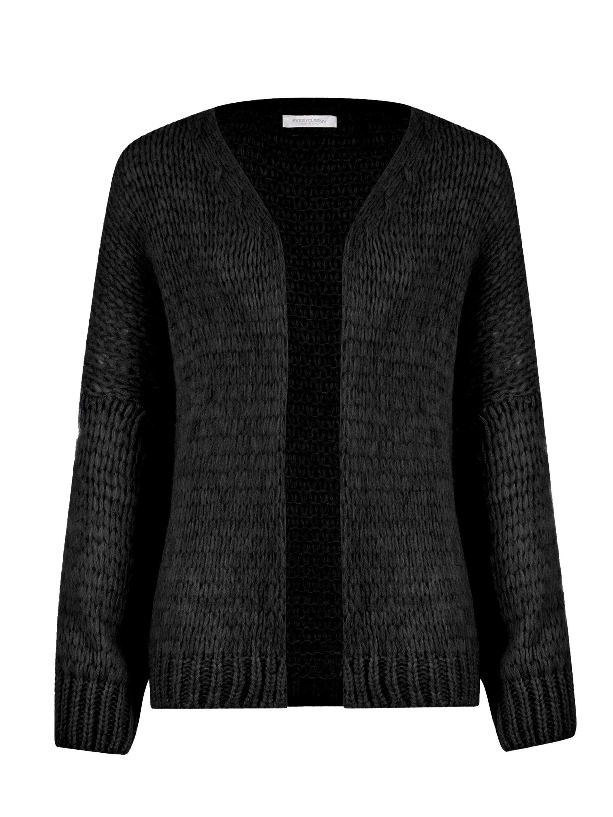SASSYCLASSY Oversizestrickjacke‌‌‌‌‌‌‌‌‌‌ in Schwarz: Vorderseite