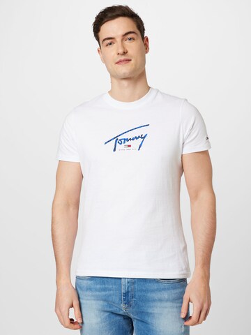 Tricou de la Tommy Jeans pe alb: față