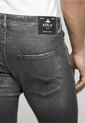 Regular Jean 'Willbi' REPLAY en gris