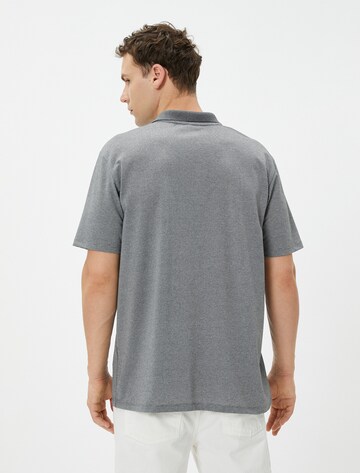 Koton Poloshirt in Grau