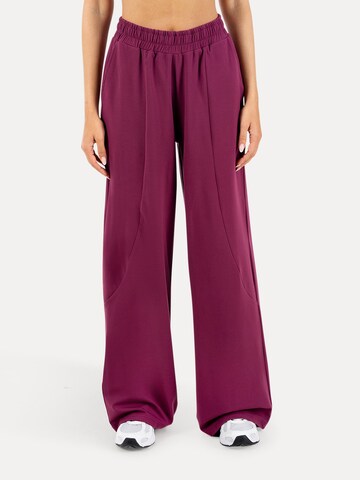 Smilodox Loosefit Broek in Lila: voorkant