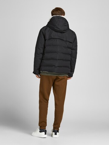 Giacca invernale 'Darwin' di JACK & JONES in nero