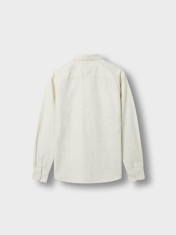 Burocs Regular fit Button Up Shirt in White