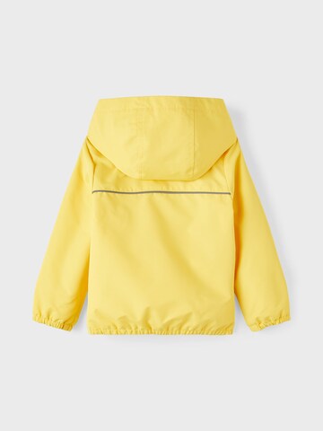 Veste mi-saison 'Martino' NAME IT en jaune