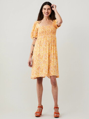 Odd Molly Mekko 'Judith' värissä keltainen