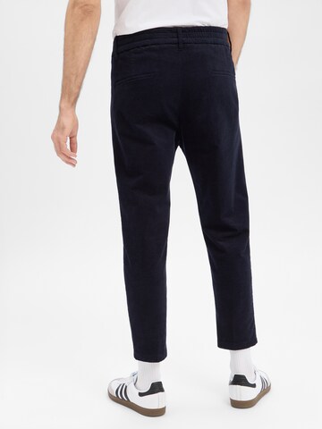 DRYKORN Tapered Pleat-Front Pants 'Chasy' in Blue