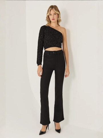 Hiccup Pullover in Schwarz