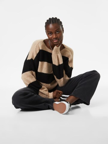 Pull-over 'ONLAYA' ONLY en beige