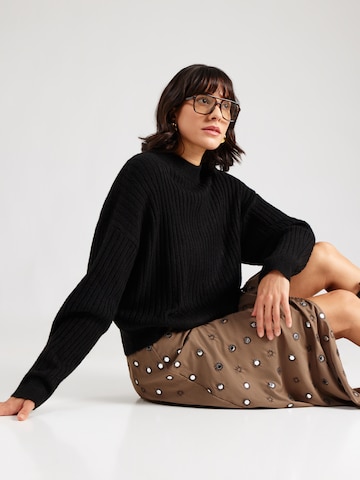 Sublevel Sweater in Black: front