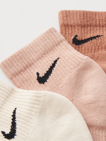 NIKE Спортивные носки 'Everyday Plus' в Бежевый
