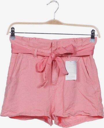 GUESS Shorts in M in Pink: front