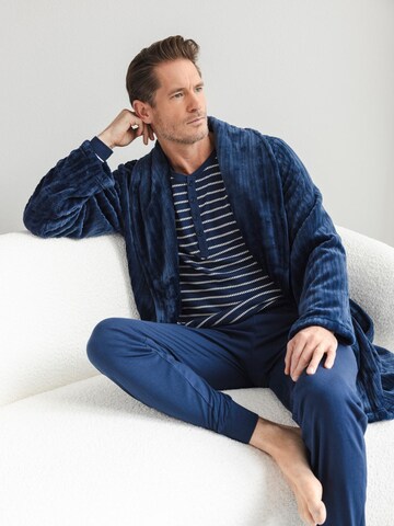 Pastunette Pyjama lang 'Blue Draft' in Blauw