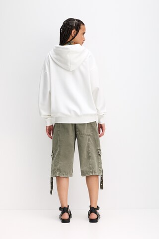 Veste de survêtement Pull&Bear en blanc