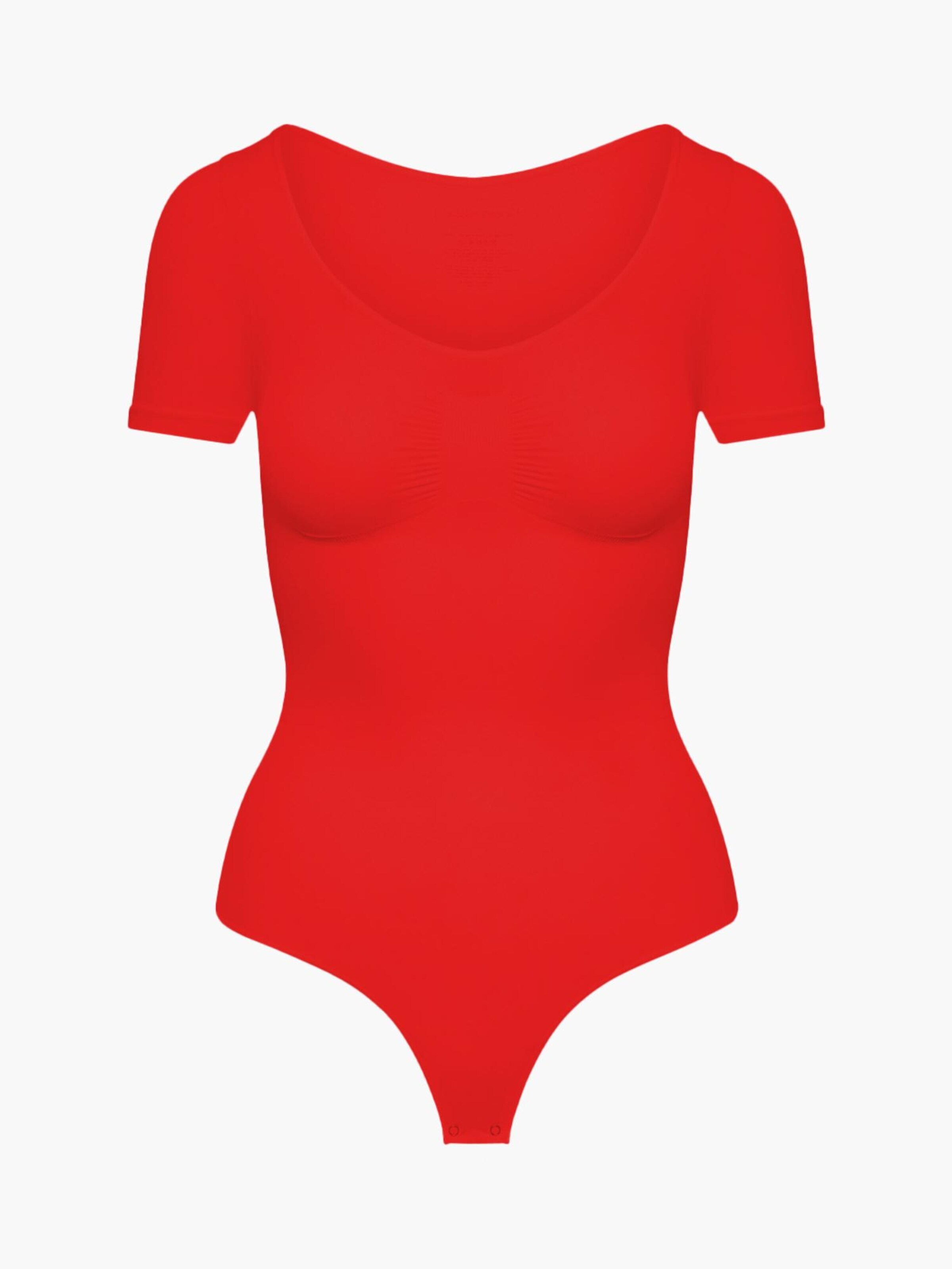 Body modelant 'T-Shirt Bodysuit Sculpting Shapewear mit String' cfab (formerly creamy fabrics) en rouge : devant